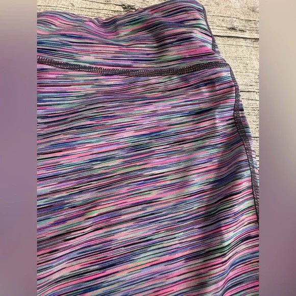 Athletic leggings/Yoga pants - Picture 3 of 7